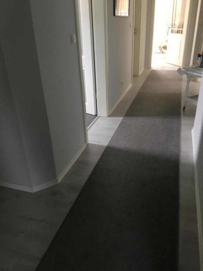 Mischa Apartment ไฮเดอ ภายนอก รูปภาพ